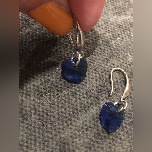 Blue heart earrings  - Picture 3 of 3